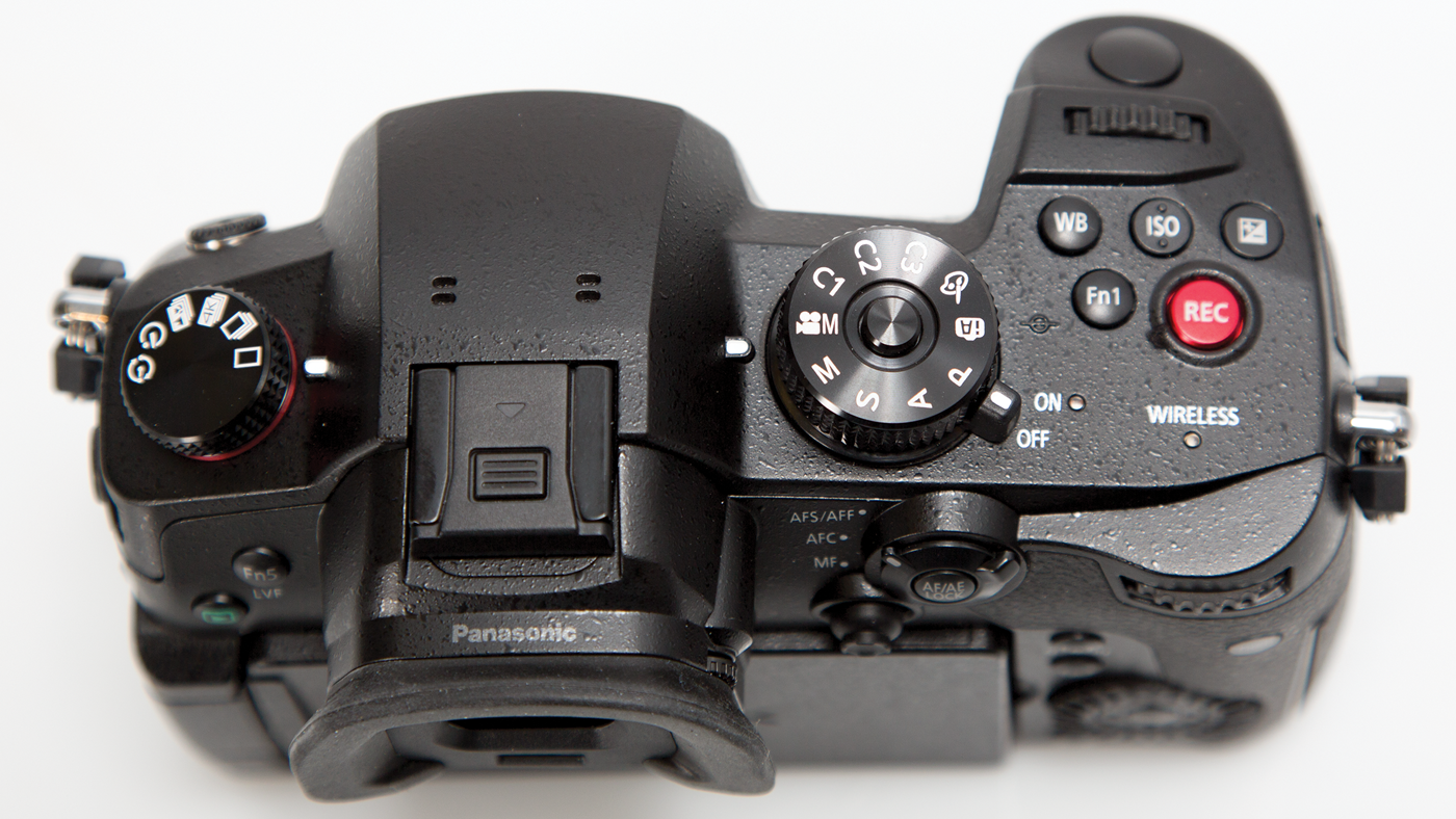 Review: Panasonic LUMIX GH5s Trades Stabilization for Sensitivity